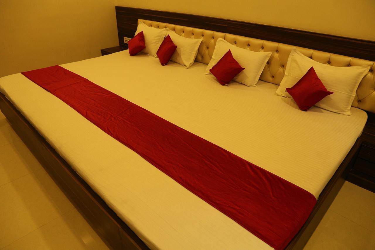 Hotel Kingsway Аджмер Экстерьер фото