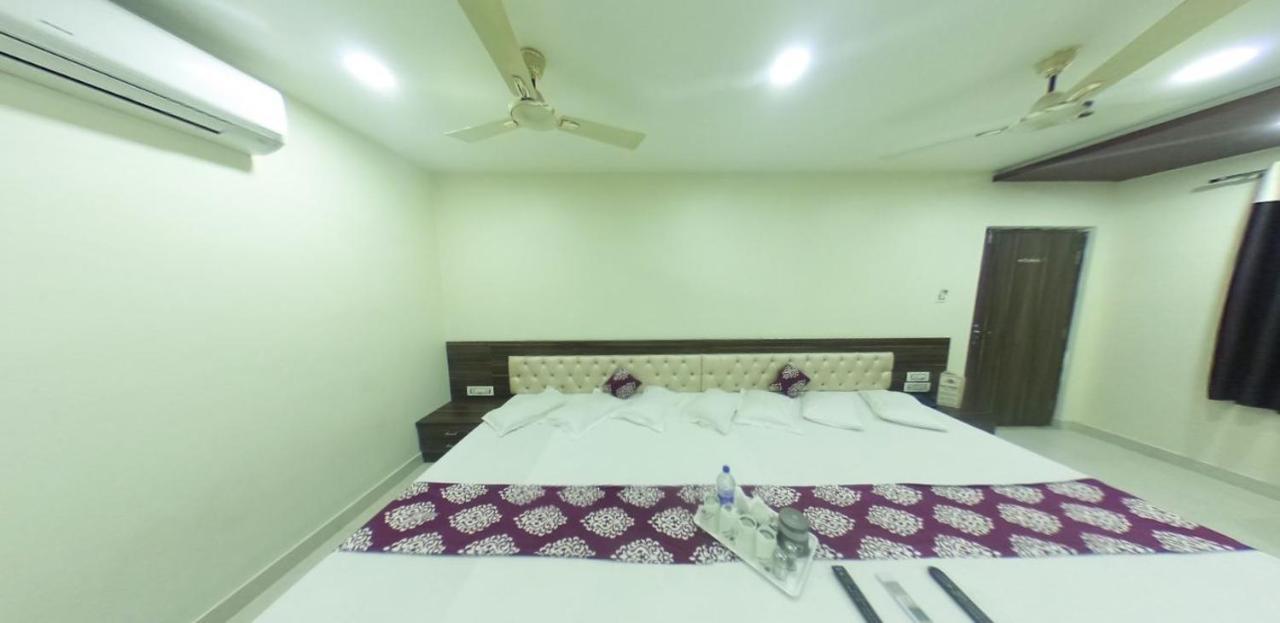 Hotel Kingsway Аджмер Экстерьер фото